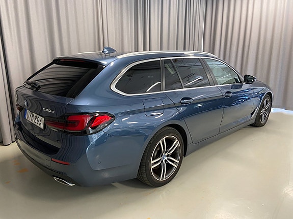 BMW 530e 5 of 27