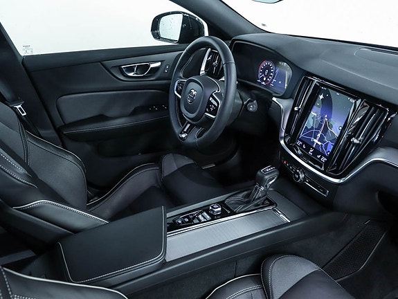 Volvo V60 5 of 5