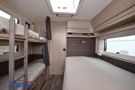 Kabe Imperial Hacienda 1000 E9 DU 24 of 27