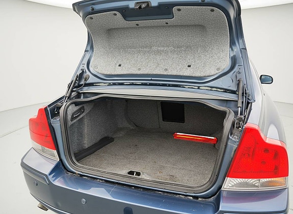 Volvo S60 6 of 7
