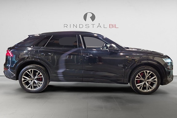 Audi Q8 8 of 17