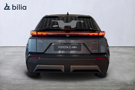 Toyota C-HR 4 of 25