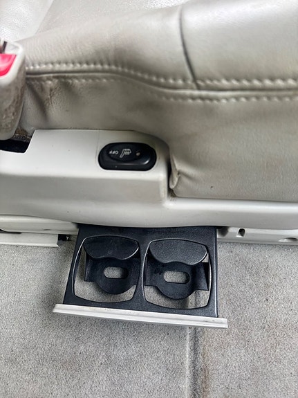Hyundai Trajet 8 of 15
