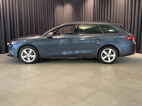 Seat Leon 3 of 5