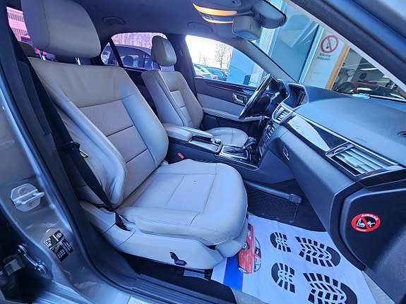 Mercedes-Benz E250 16 of 16