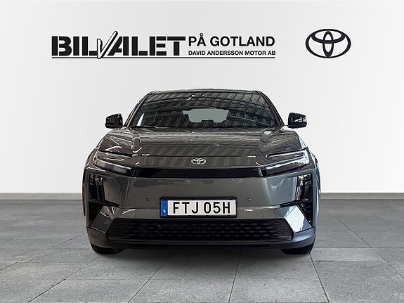 Toyota C-HR+ 5 of 5