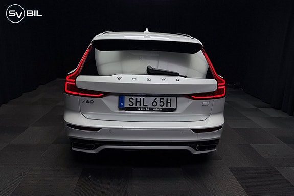 Volvo V60 8 of 22
