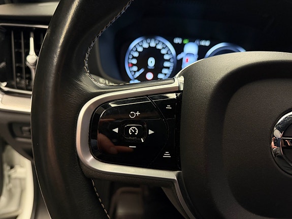 Volvo V60 16 of 22