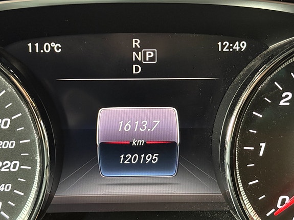 Mercedes-Benz E220 d 14 of 17