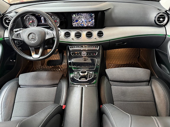 Mercedes-Benz E220 d 9 of 17