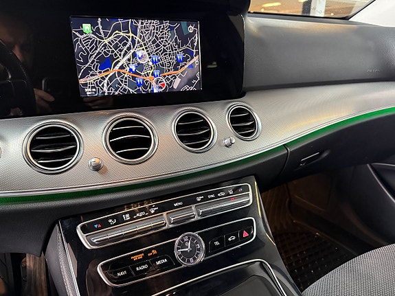 Mercedes-Benz E220 d 12 of 17