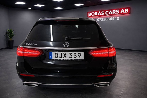 Mercedes-Benz E220 d 4 of 5
