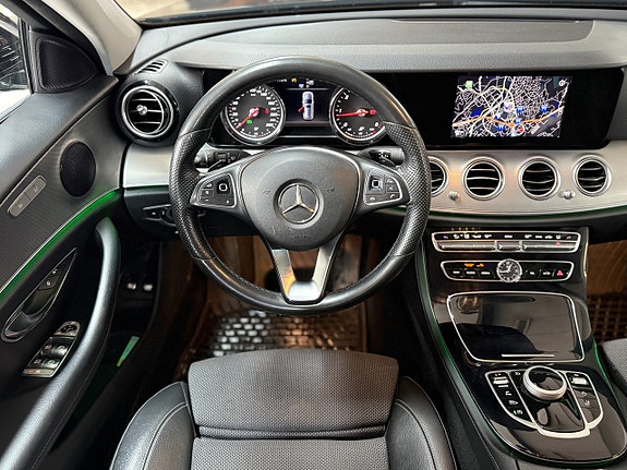 Mercedes-Benz E220 d 11 of 17