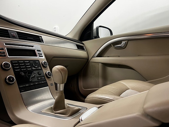 Volvo V70 5 of 5