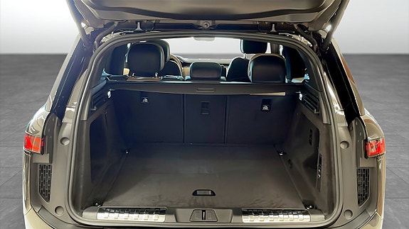 Land Rover Range Rover Sport 9 of 10