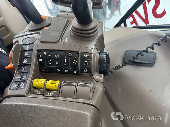Traktor John Deere 6155R 24 of 27