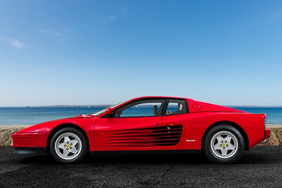 Ferrari Testarossa 3 of 5