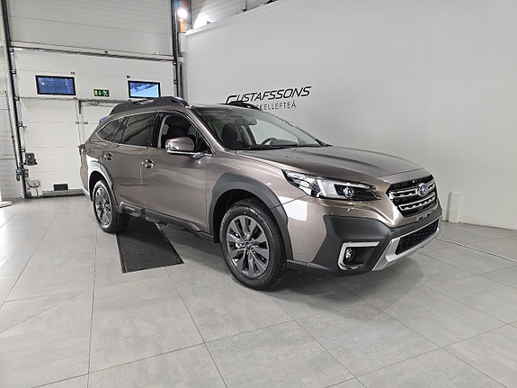Subaru Outback 3 of 5