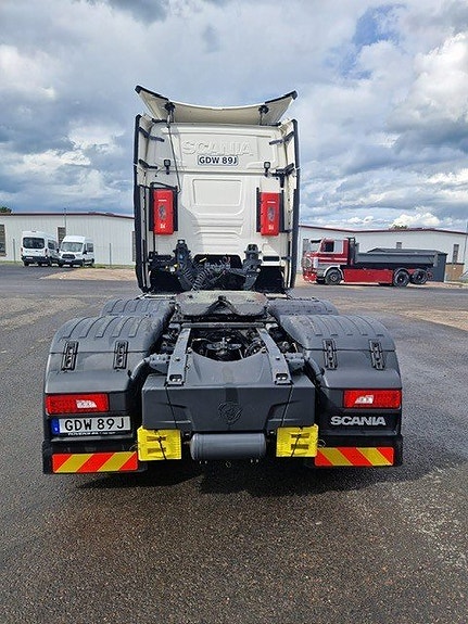 Dragbil Scania R540 6x2 med hydraulik 5 of 9