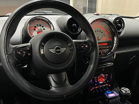 MINI Countryman Cooper D 17 of 20