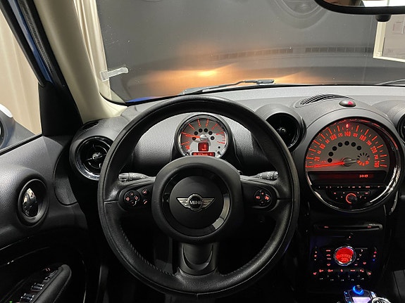 MINI Countryman Cooper D 16 of 20
