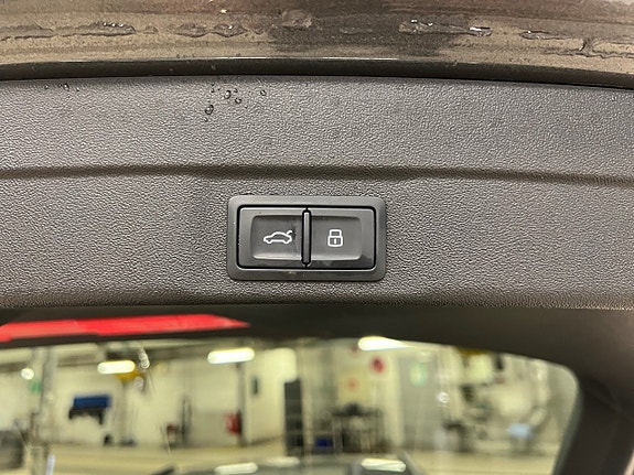 Audi A6 16 of 18