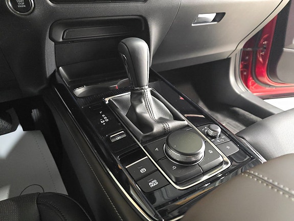 Mazda CX-30 9 of 10