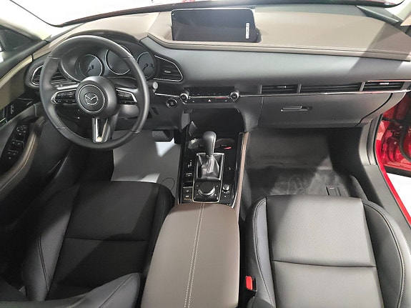 Mazda CX-30 7 of 10