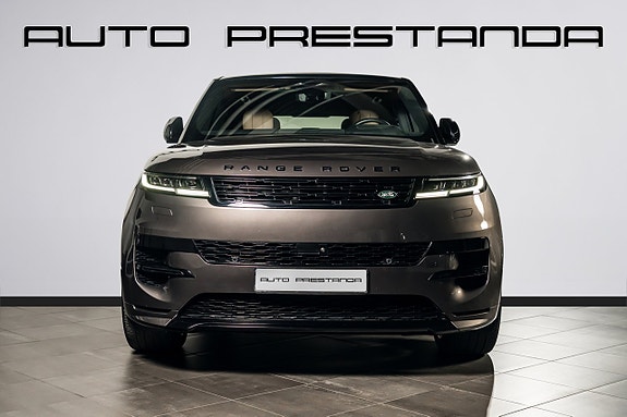 Land Rover Range Rover Sport 8 of 30