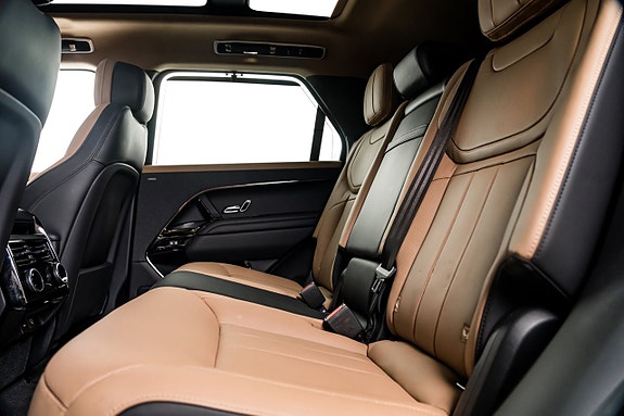Land Rover Range Rover Sport 11 of 30