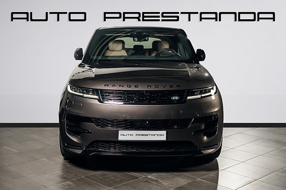 Land Rover Range Rover Sport 3 of 5