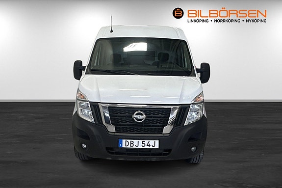 Nissan Interstar 2 of 5