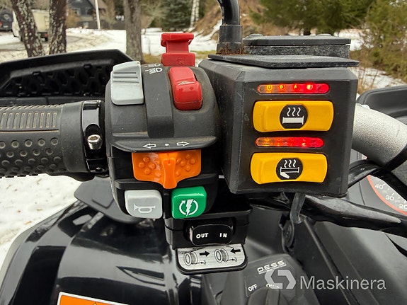 ATV Can-Am Outlander 1000 Max XTP med Bandsats Plogpaket Sandspridare 16 of 27