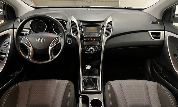Hyundai i30 5 of 5