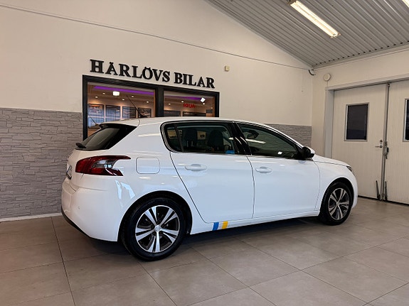 Peugeot 308 6 of 18