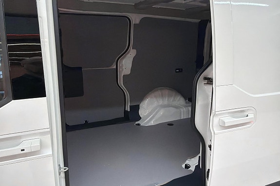 Kia PV5 6 of 12