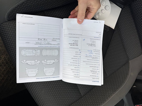 Volkswagen Touran 14 of 16