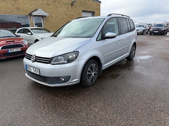 Volkswagen Touran 5 of 5