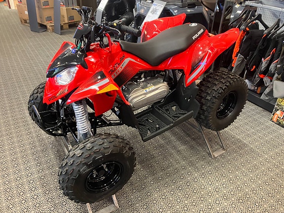 Polaris Outlaw 110 EFI 2 of 3