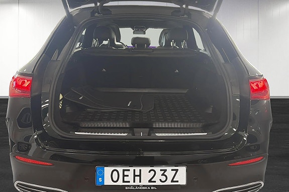 Mercedes-Benz EQE500 SUV 11 of 11