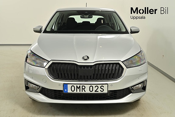 Skoda Fabia 2 of 10