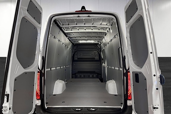 Mercedes-Benz Sprinter 317 14 of 19
