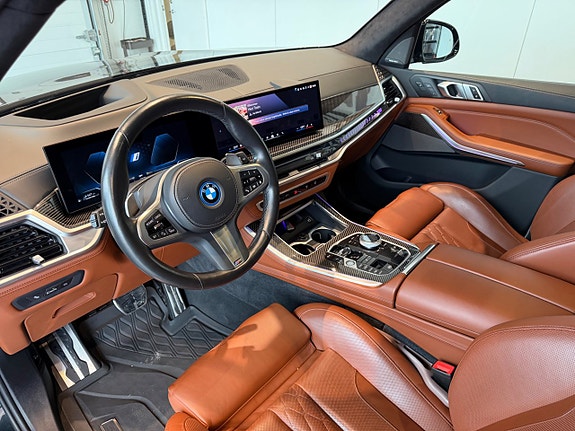 BMW X5 11 of 16