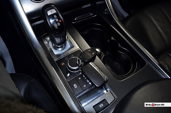Land Rover Range Rover Sport 14 of 18