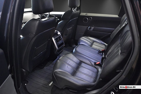 Land Rover Range Rover Sport 17 of 18
