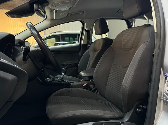 Ford Focus 12 of 13