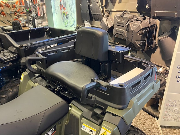 Polaris Sportsman X2 570 EPS 2 of 3
