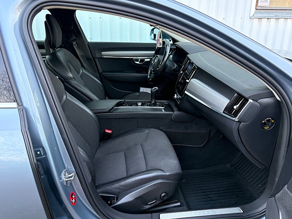 Volvo S90 12 of 15