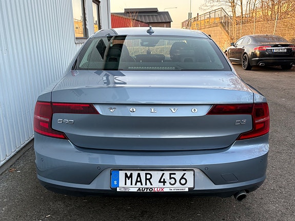 Volvo S90 7 of 15