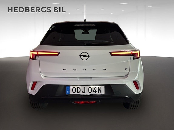 Opel Mokka-e 4 of 5